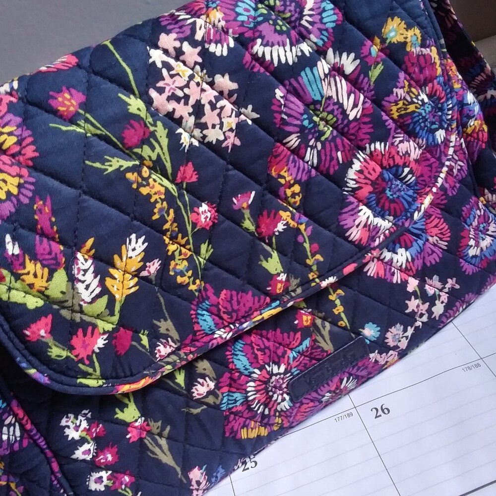 Vera Bradley Crossbody Bag NavyBlue/Midnight Wildflowers Floral Quilted